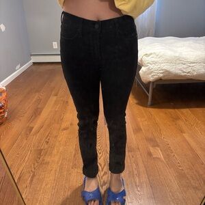 Levi’s mid waist black 311 skinny jeans